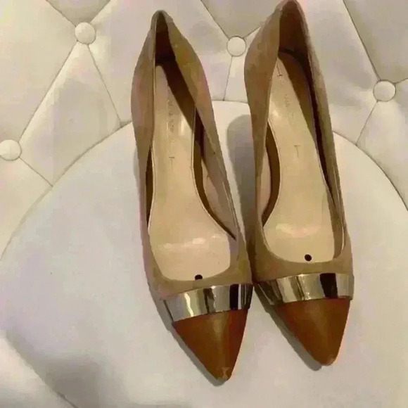 Banana Republic Grecia Suede‎ Heels - Picture 1 of 5